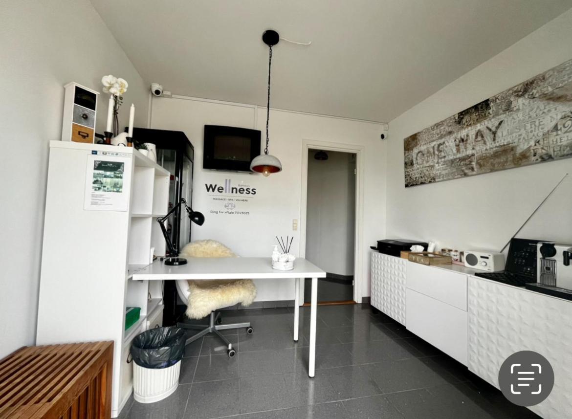 Barneys Rooms Hundige Luaran gambar