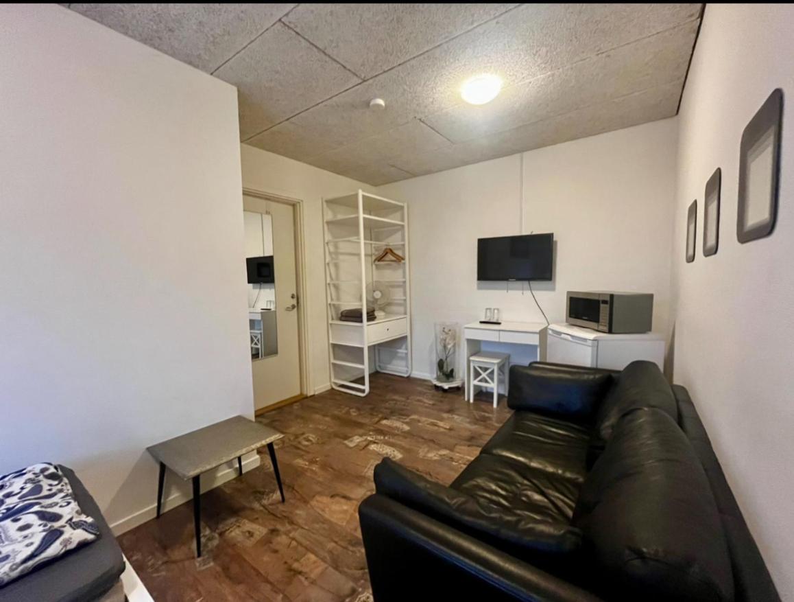 Barneys Rooms Hundige Luaran gambar