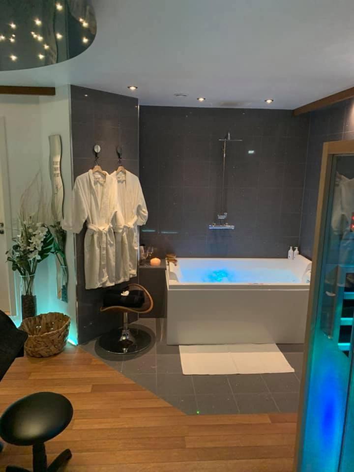 Barneys Rooms Hundige Luaran gambar