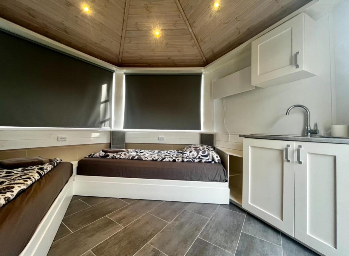 Barneys Rooms Hundige Luaran gambar