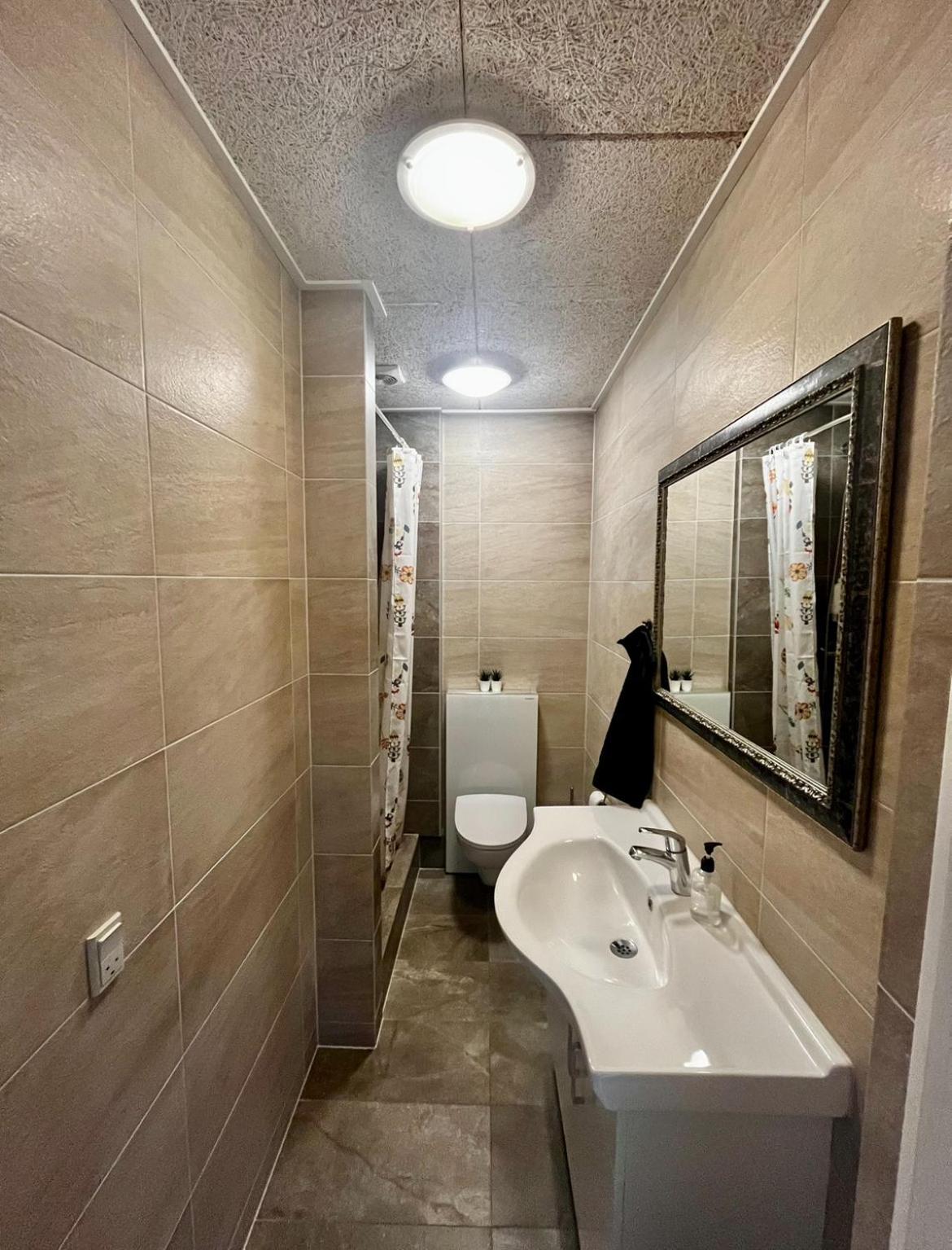 Barneys Rooms Hundige Luaran gambar